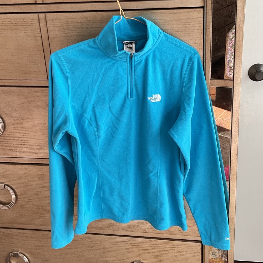 The North Face Turquoise Half-Zip Fleece; size M